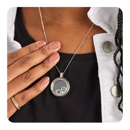 CLASS LOCKETS