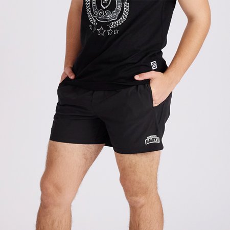 5.5” MESH-DETAILED STRETCH SHORTS