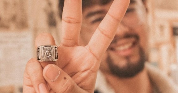 CLASS RINGS CAPTURE INCREDIBLE STORIES
